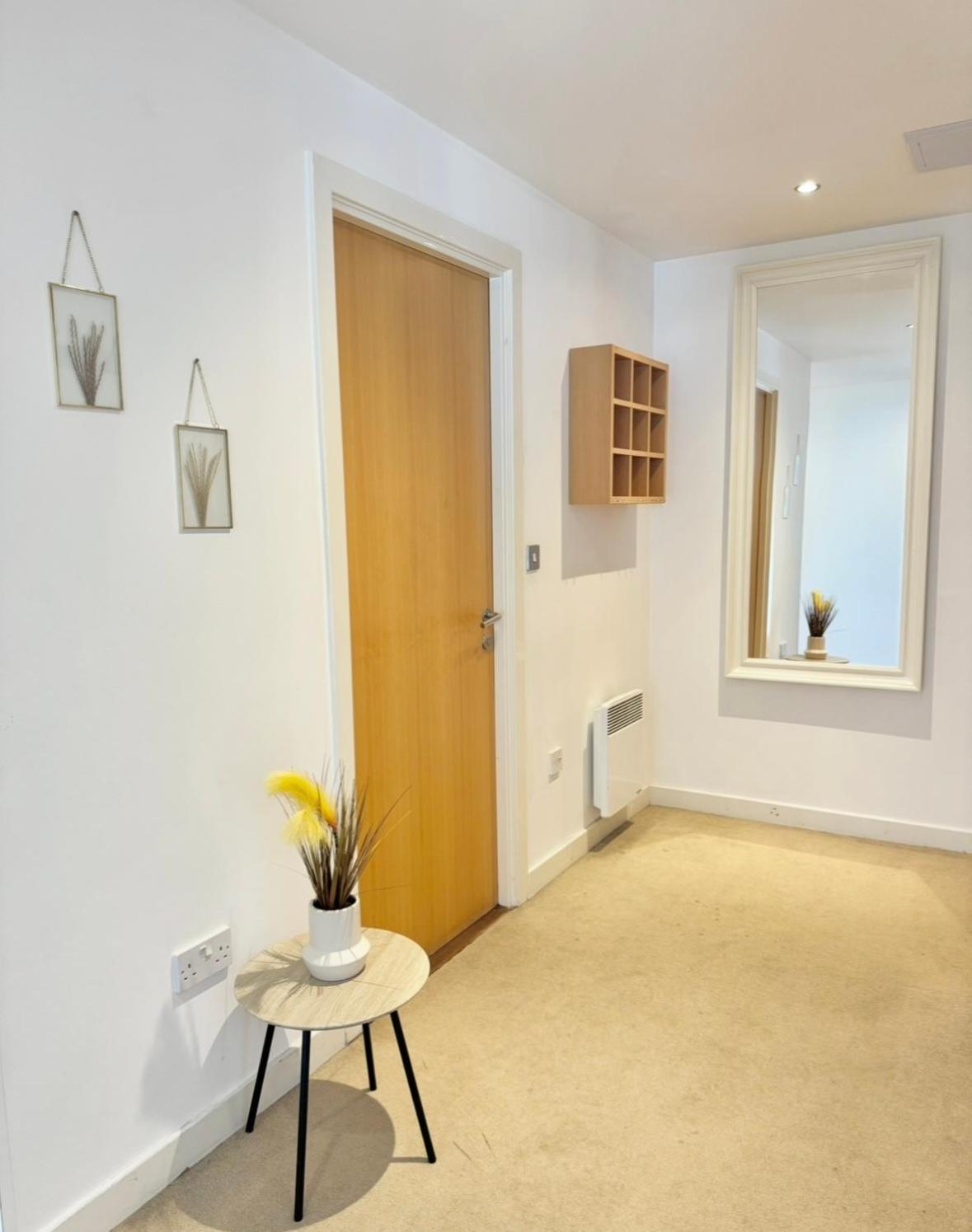 Modern Two Bedroom Apartments Эдинбург Экстерьер фото