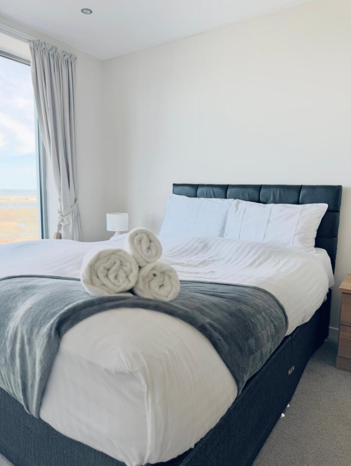 Modern Two Bedroom Apartments Эдинбург Экстерьер фото