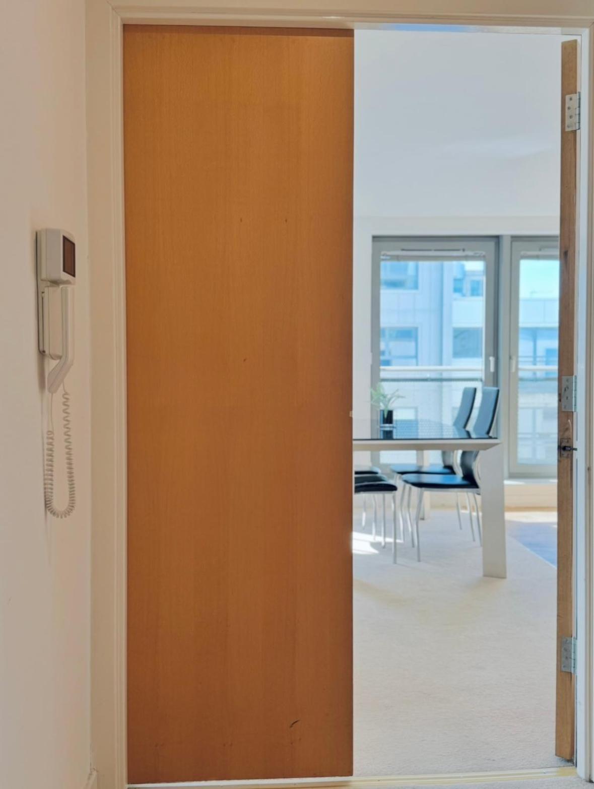 Modern Two Bedroom Apartments Эдинбург Экстерьер фото