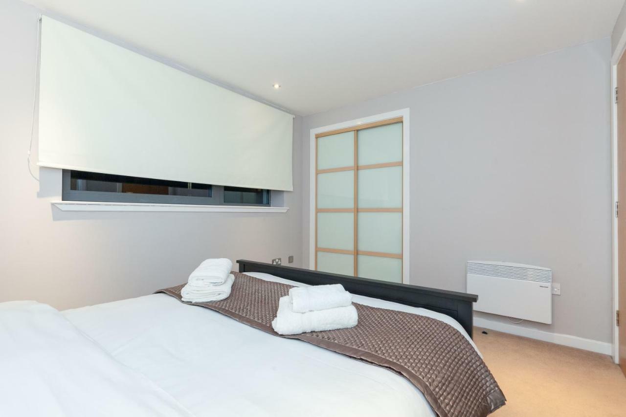Modern Two Bedroom Apartments Эдинбург Экстерьер фото